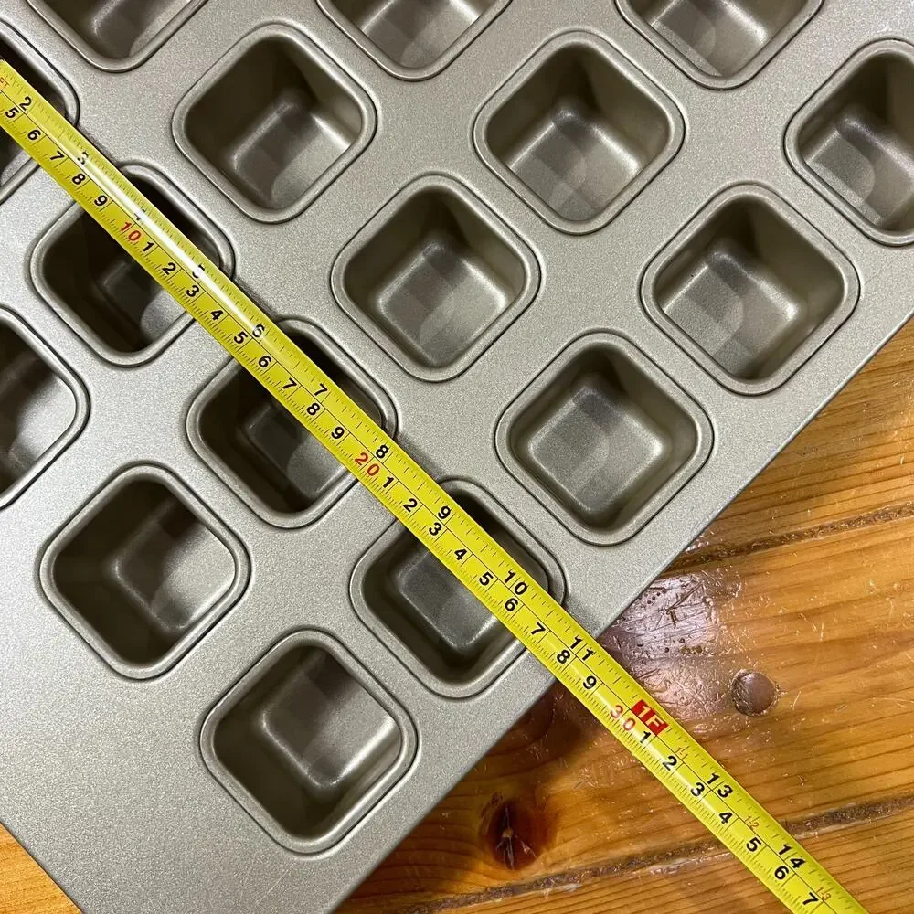 Williams Sonoma Goldtouch Mini Brownie Bite Pan 20 Cup Nonstick Bakeware